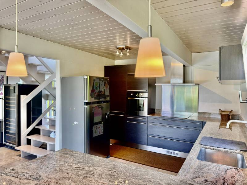 À VENDRE – Maison récente 120 m² + garage, piscine, vue Jura – Veigy