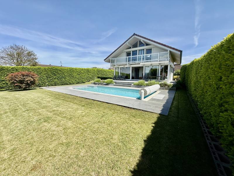 À VENDRE – Maison récente 120 m² + garage, piscine, vue Jura – Veigy