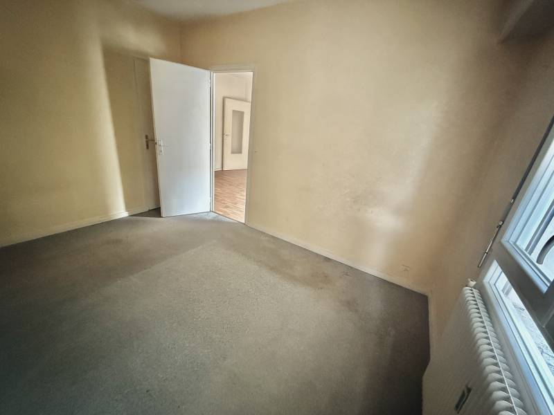 T2 avec cave et parking centre Ferney Voltaire 01210