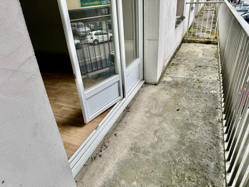 T2 avec cave et parking centre Ferney Voltaire 01210