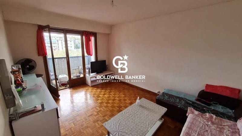 Appartement 2 pièces avec balcon proche gare - Annemasse 74100