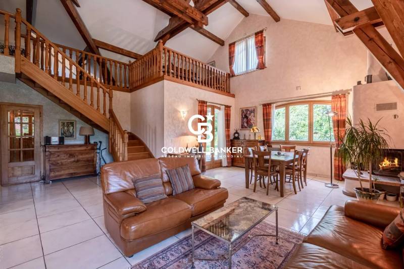 Propriété à vendre avec Vue Genève et grand terrain - Collonges sous Salève 74160