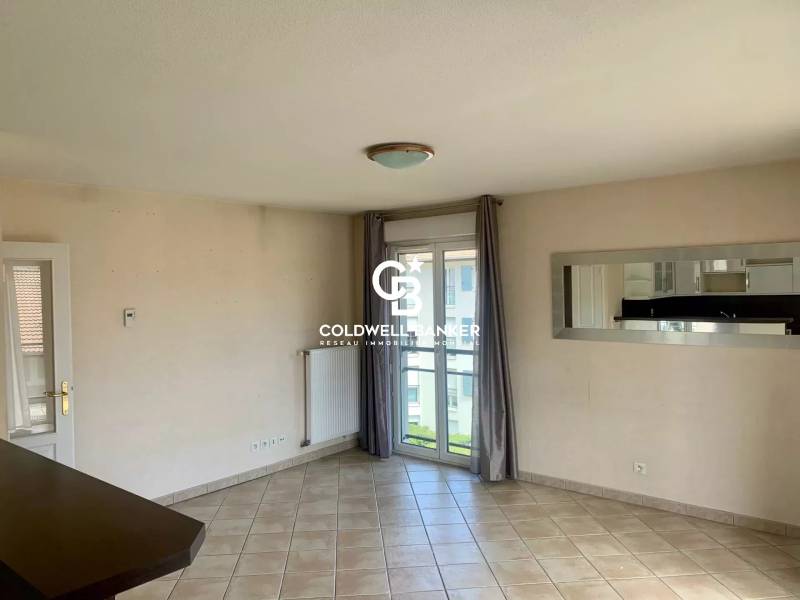 À Vendre à Gaillard : Charmant T3 au Dernier Étage – Terrasse Sud & Vue Montagne