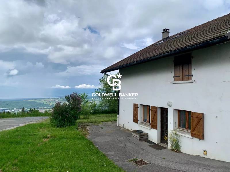 Maison de village avec vue dégagée sur le Lac Léman – 110 m² – Saxel
