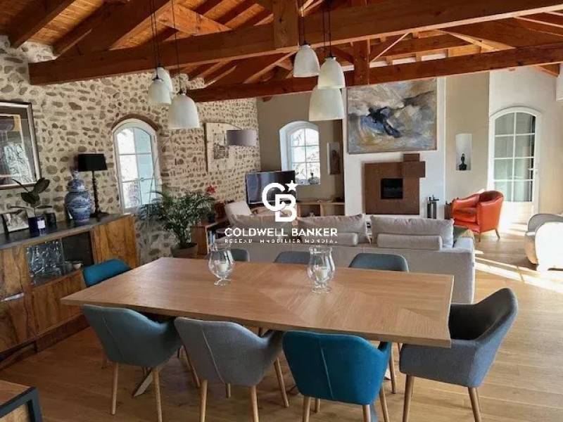 A vendre demeure d'exception entourée d'un parc à Arcangues 64200