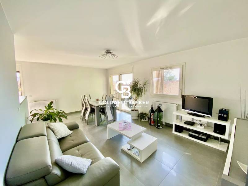 A VENDRE Appartement T4 avec terrasse et garage à Annemasse 74100