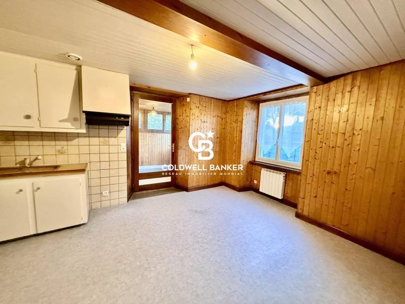 A vendre grand T2 à St Cergues 74140