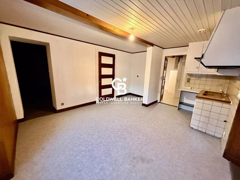 A vendre grand T2 à St Cergues 74140