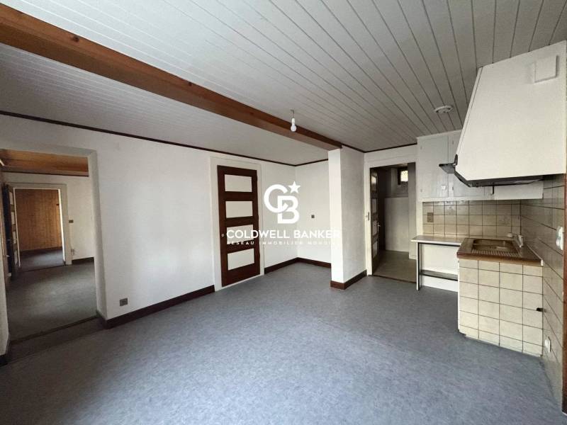A vendre grand T2 à Saint Cergues 74140