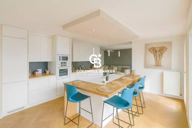 À Vendre: Attique avec terrasse centre-ville proche Tram et gare avec garage - Annemasse 74100