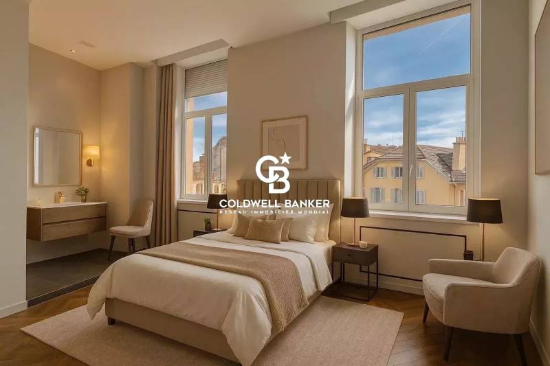 Appartement T5 à vendre traversant à Annemasse 74100 centre proche gare CEVA avec 4 chambres et parking