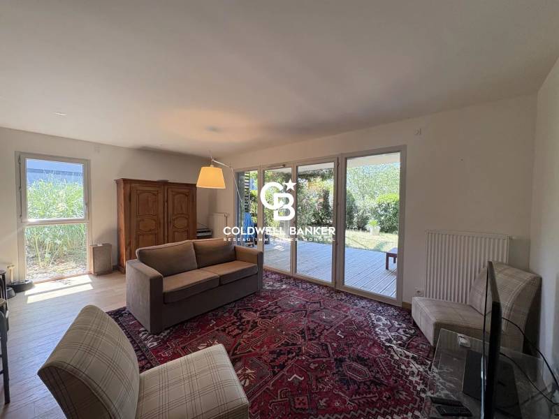 À vendre appartement 70 m² avec jardin et garage double à Chens sur Léman 74140