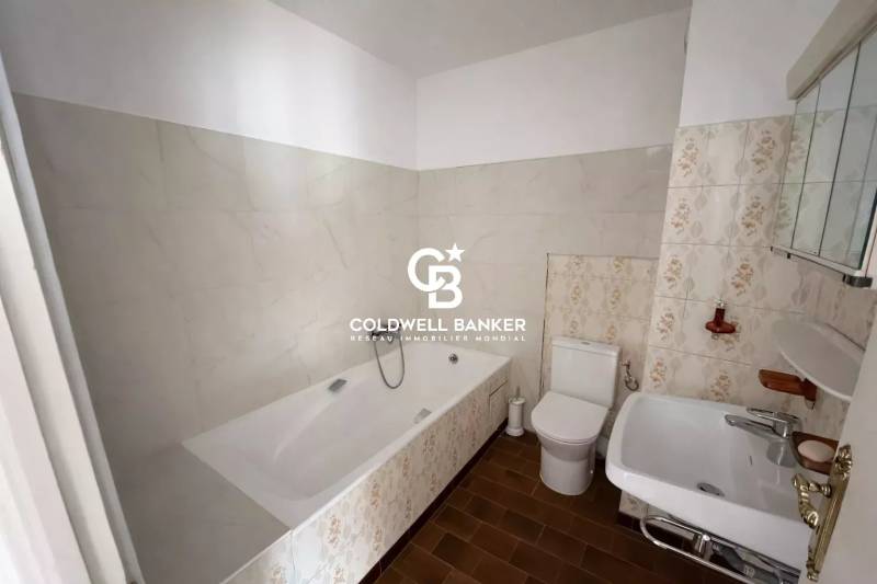 À louer : Studio avec balcon au cœur d’Annemasse.