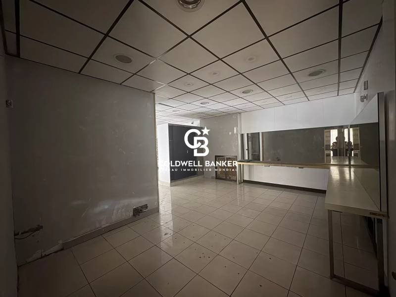 Local commercial à louer à Annemasse – Emplacement recherché en centre-ville