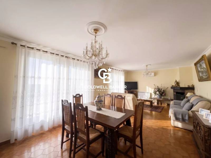 Vétraz-Monthoux - Maison familiale de 145 m² au calme avec terrain piscinable