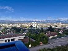 Notre zone d'activité pour ce service Vente d'une demeure de prestige avec 300 m² de superficie et jardin paysagé en bordure de lac